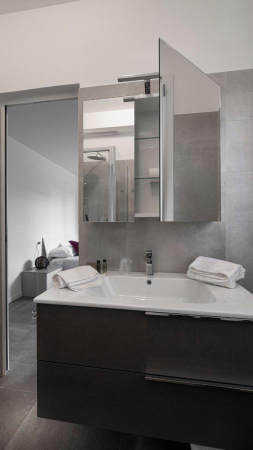 Maisonette Modena Park Ngoại thất bức ảnh
