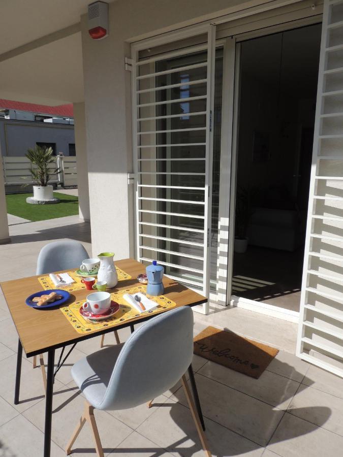 Maisonette Modena Park Ngoại thất bức ảnh